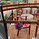 Charmante Maison Au Coeur D'un Village Auvergnat Semesterbostad