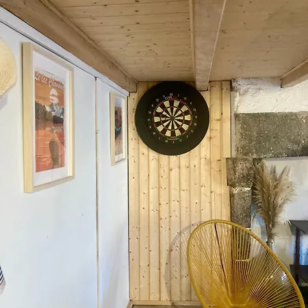 Prázdninový dům Charmante Maison Au Coeur D'un Village Auvergnat