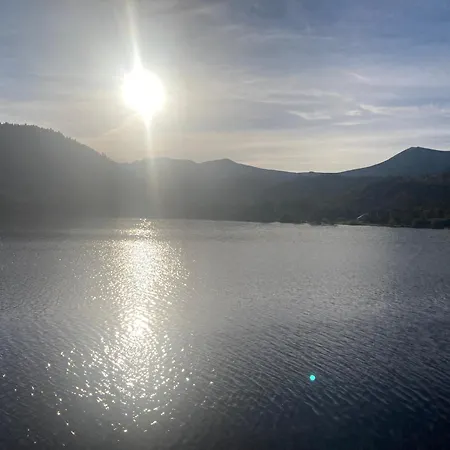 Charmante Maison Au Coeur D'un Village Auvergnat *