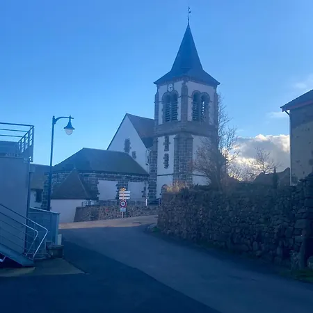 Charmante Maison Au Coeur D'un Village Auvergnat