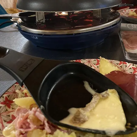 Charmante Maison Au Coeur D'un Village Auvergnat Saint-Diery