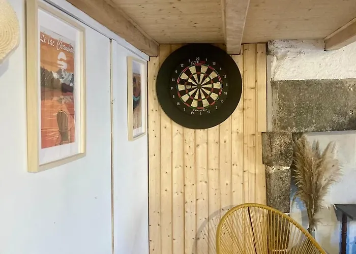 Charmante Maison Au Coeur D'un Village Auvergnat * Saint-Diery