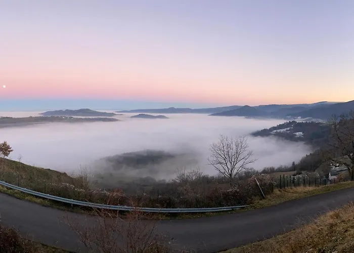 Charmante Maison Au Coeur D'un Village Auvergnat