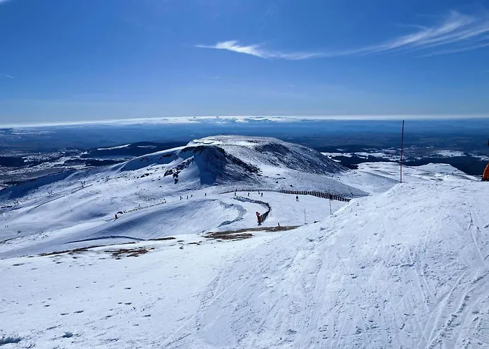 Feriehus Charmante Maison Au Coeur D'un Village Auvergnat Saint-Diery