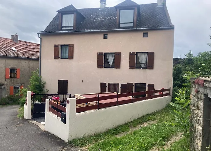 Charmante Maison Au Coeur D'un Village Auvergnat * Saint-Diery