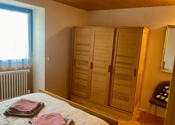 Charmante Maison Au Coeur D'un Village Auvergnat Feriehus Saint-Diery