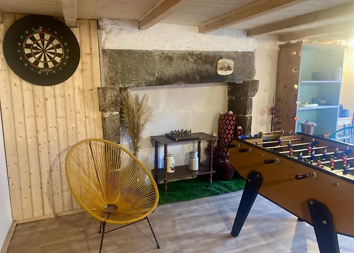 Charmante Maison Au Coeur D'un Village Auvergnat *