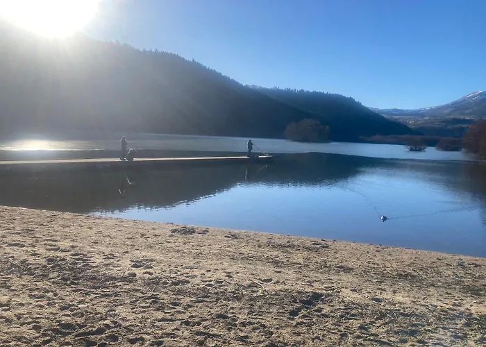 Charmante Maison Au Coeur D'un Village Auvergnat Feriehus *