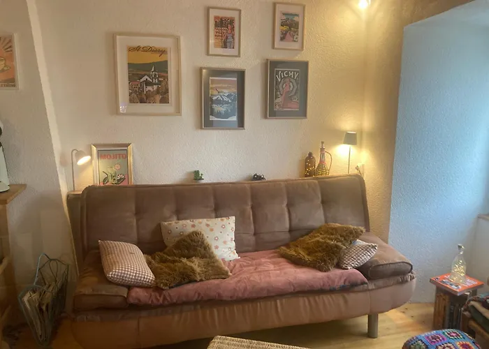 Charmante Maison Au Coeur D'un Village Auvergnat Feriehus