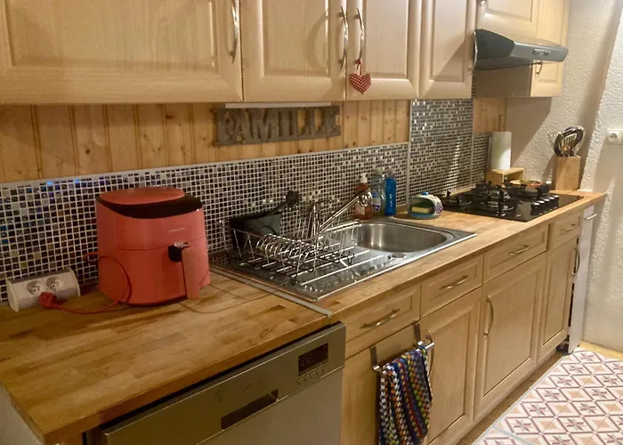 Charmante Maison Au Coeur D'un Village Auvergnat Saint-Diery